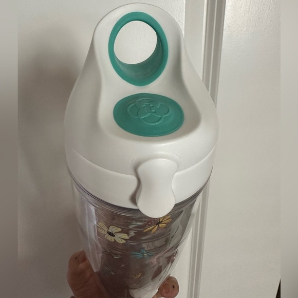 Disney Epcot 2020 Flower & Garden Festival Tervis Sport Tumbler 20-Oz - Picture 4 of 9